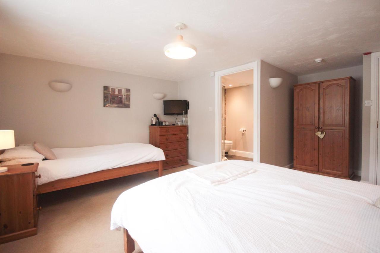 The Five Dials Inn Ilminster Εξωτερικό φωτογραφία